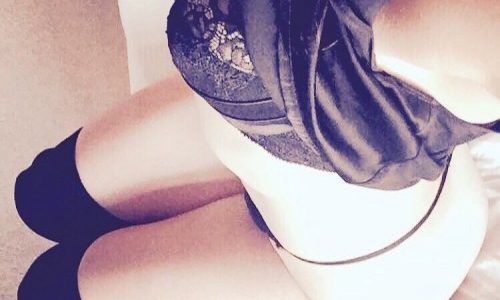 izmit-eve-gelen-genc-escort-elif